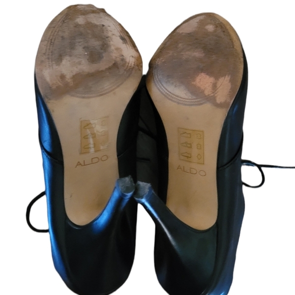 Aldo Black Leather Open Toe Gold Spike Lace Up Booties - Picture 6 of 6